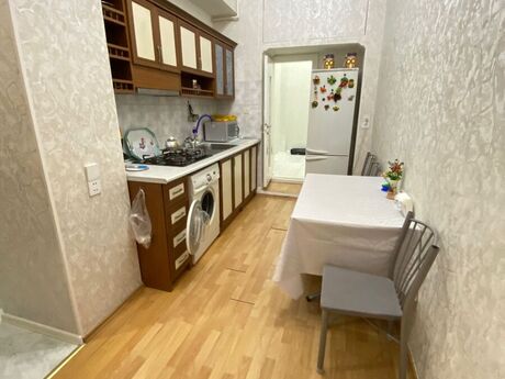 2 otaqlı köhnə tikili - Sahil m. - 60 m²