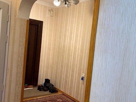 2 otaqlı köhnə tikili - Yeni Günəşli q. - 65 m²