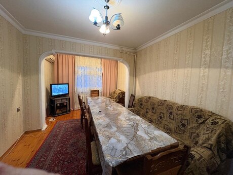 2 otaqlı köhnə tikili - Yeni Günəşli q. - 65 m²
