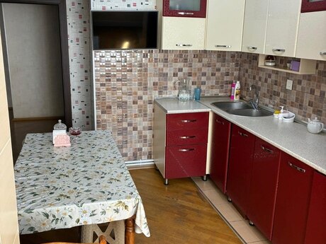 Elan №6017838 - Bakı, Xətai r., 3 otaqlı, 75 m², 4/9 mərtəbə