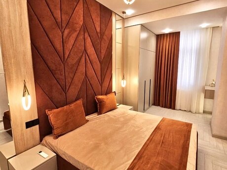 2 otaqlı yeni tikili - Qara Qarayev m. - 76.5 m²