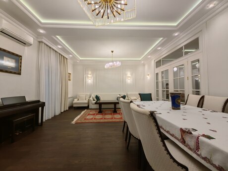 Elan №6018220 - Bakı, İçəri Şəhər m., 4 otaqlı, 205 m², 7/13 mərtəbə