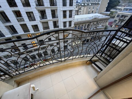 4 otaqlı mənzil, 205 m², İçəri Şəhər: 970 000 ₼ 5