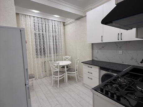 2-комн. · 70 m² · 4/17 этаж, Həzi Aslanov