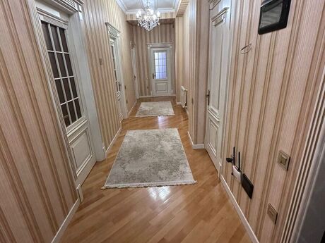 Elan №6018491 - Bakı, 8 Noyabr m., 3 otaqlı, 140 m², 8/17 mərtəbə
