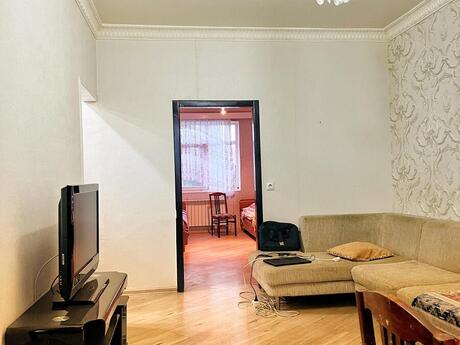 2 otaqlı köhnə tikili - Memar Əcəmi m. - 55 m²