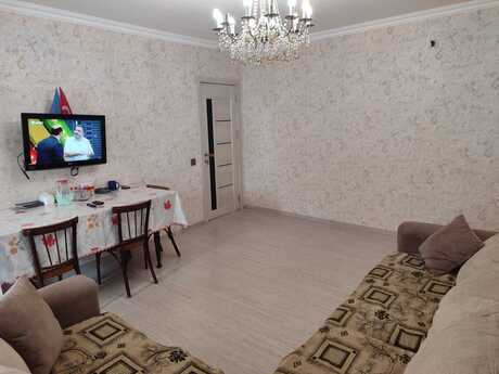 4 otaqlı köhnə tikili - Neftçilər m. - 105 m²