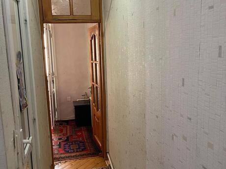 2 otaqlı köhnə tikili - İnşaatçılar m. - 50 m²
