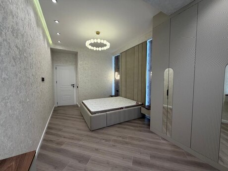 3-комн. новостройка - м. Ази Асланов - 91 м²