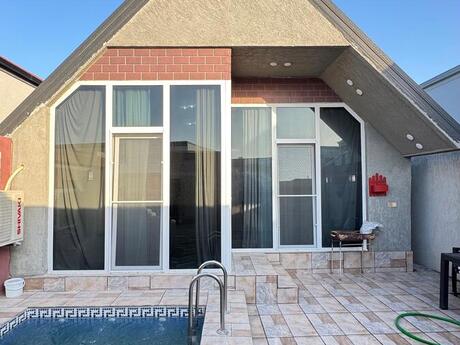 4 otaqlı həyət evi/bağ evi - Mərdəkan q. - 180 m²