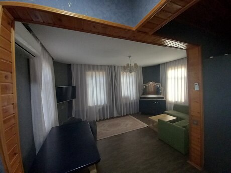 Satılır 3 otaqlı həyət evi/bağ evi 100 m², Binəqədi q.