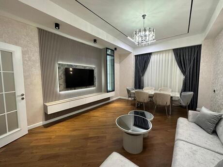 3 otaqlı yeni tikili - Ağ şəhər q. - 140 m²
