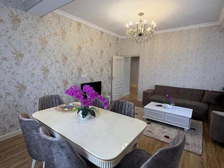 Объявление №6018844 - Баку, м. Нариман Нариманов, 2-комн., 85 м², 13/16 этаж