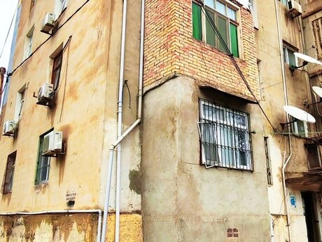 1 otaqlı köhnə tikili - Biləcəri q. - 35 m²