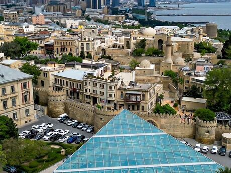 Объявление №6018973 - Баку, м. Ичеришехер, 3-комн., 100 м², 3/3 этаж