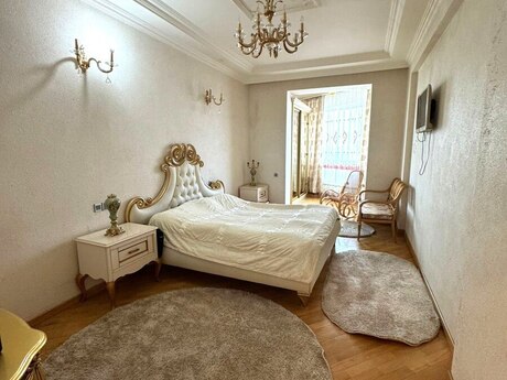 4 otaqlı yeni tikili - Elmlər Akademiyası m. - 185 m²