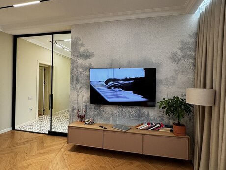 3 otaqlı köhnə tikili - Elmlər Akademiyası m. - 80 m²