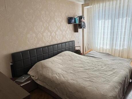 3 otaqlı köhnə tikili - 28 May m. - 100 m²