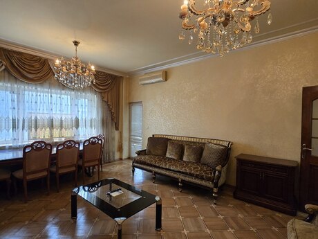 3 otaqlı yeni tikili - Elmlər Akademiyası m. - 125 m²