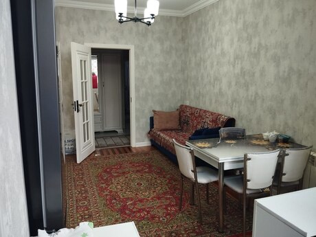 3 otaqlı köhnə tikili - Həzi Aslanov m. - 85 m²