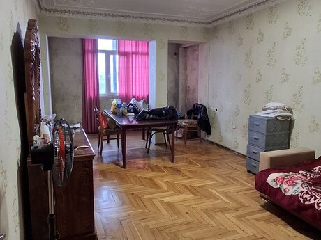 2 otaqlı köhnə tikili - Gənclik m. - 65 m²