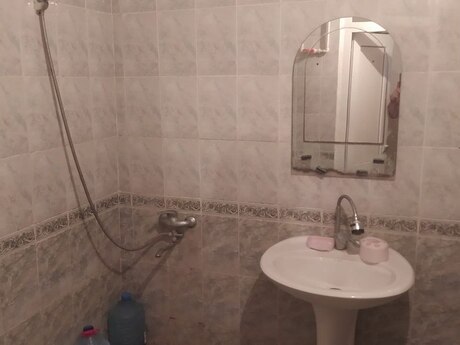 3 otaqlı köhnə tikili - Xalqlar Dostluğu m. - 80 m²