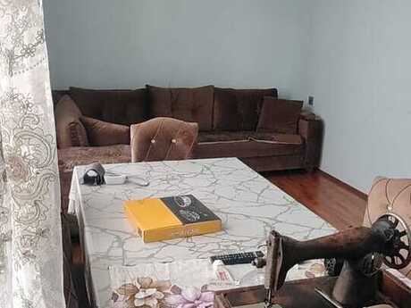Satılır 2 otaqlı köhnə tikili 50 m², Sumqayıt