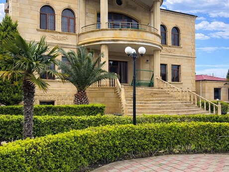 5 otaqlı həyət evi/bağ evi - Bilgəh q. - 240 m²