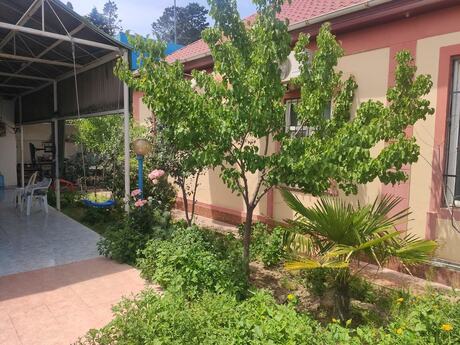 3 otaqlı həyət evi/bağ evi - Mərdəkan q. - 160 m²