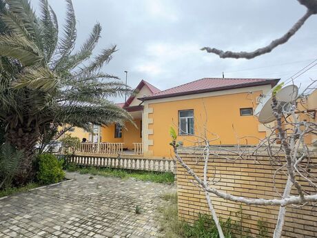 4 otaqlı həyət evi/bağ evi - Mərdəkan q. - 140 m²
