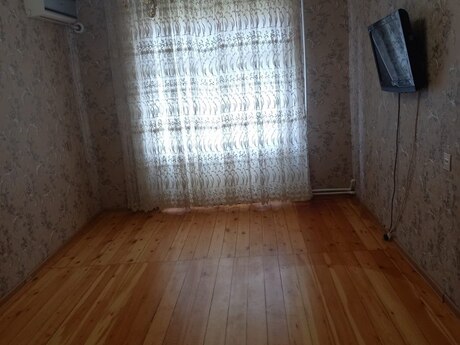 2 otaqlı köhnə tikili - Xətai r. - 68 m²