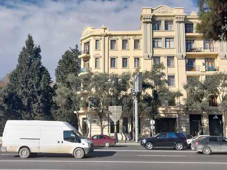 3 otaqlı köhnə tikili - Sahil m. - 150 m²