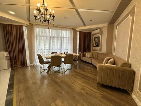 4 otaqlı yeni tikili - Nəriman Nərimanov m. - 125 m²