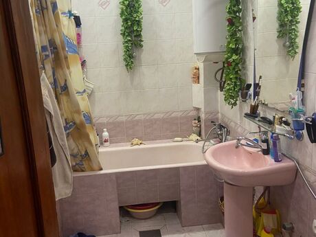 3 otaqlı köhnə tikili - 28 May m. - 60 m²