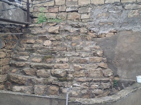 2 otaqlı həyət evi/bağ evi - Əmircan q. - 50 m²