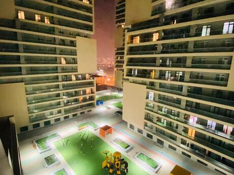 Объявление №6019618 - Баку, м. 8 ноября, 2-комн., 110 м², 14/27 этаж