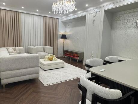 Elan №6019663 - Bakı, Nəsimi r., 3 otaqlı, 151 m², 10/27 mərtəbə