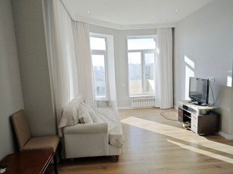 Elan №6019675 - Bakı, Neftçilər m., 4 otaqlı, 100 m², 9/15 mərtəbə