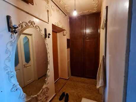 2 otaqlı köhnə tikili - Bakıxanov q. - 60 m²