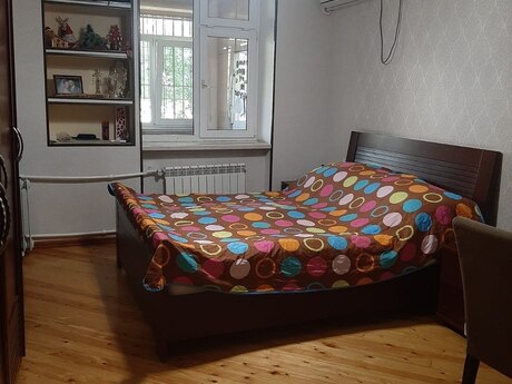 2 otaqlı köhnə tikili - Həzi Aslanov m. - 65 m²
