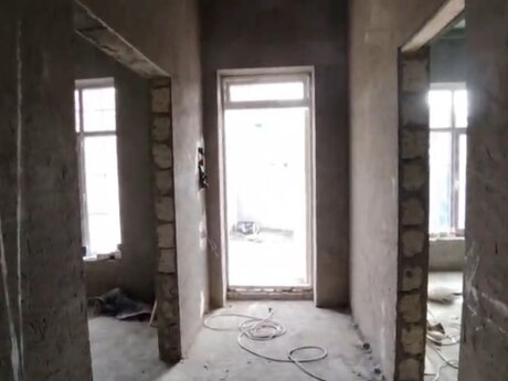 Satılır 3 otaqlı həyət evi/bağ evi 112 m², Saray q.