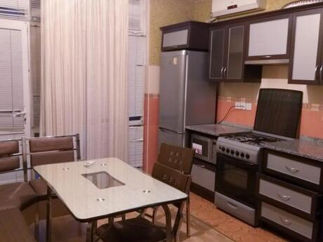 2-комн. новостройка - м. Нариман Нариманов - 95 м²