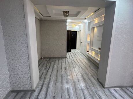3 otaqlı köhnə tikili - Bakıxanov q. - 80 m²