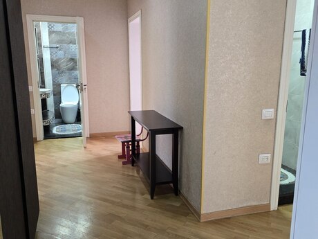 4 otaqlı köhnə tikili - Nəsimi m. - 112 m²