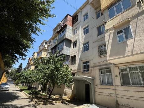 Elan №6019992 - Bakı, Memar Əcəmi m., 2 otaqlı, 55 m², 3/5 mərtəbə