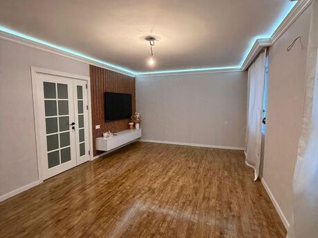 Объявление №6020020 - Баку, м. Халглар Достлугу, 5-комн., 130 м², 3/9 этаж