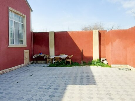 4 otaqlı həyət evi/bağ evi - Maştağa q. - 110 m²