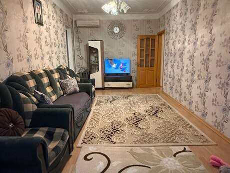 2 otaqlı köhnə tikili - Əhmədli q. - 60 m²