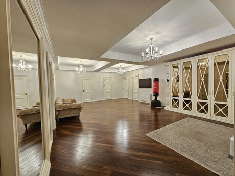 5 otaqlı yeni tikili - Xırdalan - 190 m²
