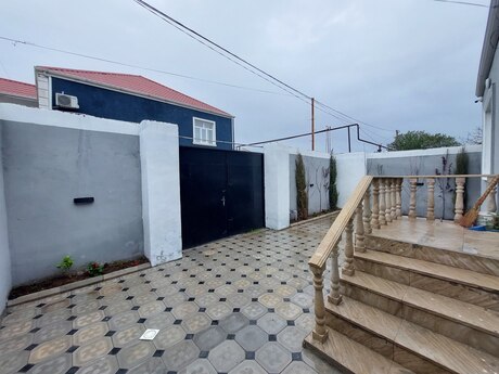 4 otaqlı həyət evi/bağ evi - Hövsan q. - 100 m²